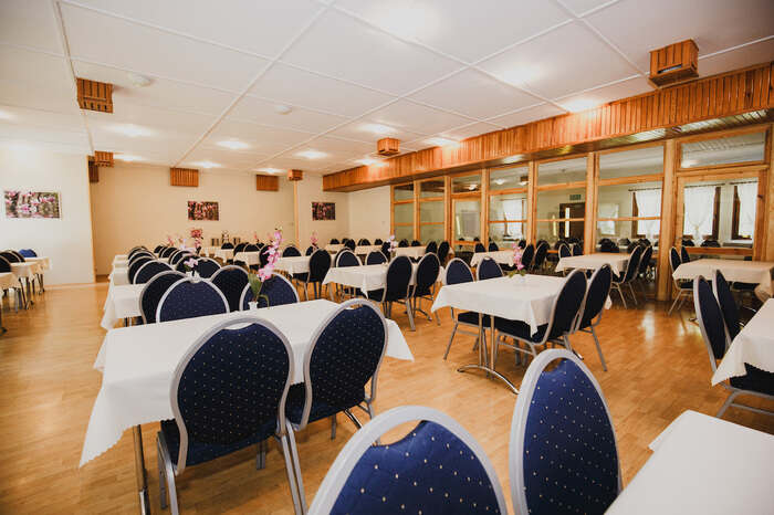 Letni obóz activity - Sarnówek 2019. plik: stolowka.jpg